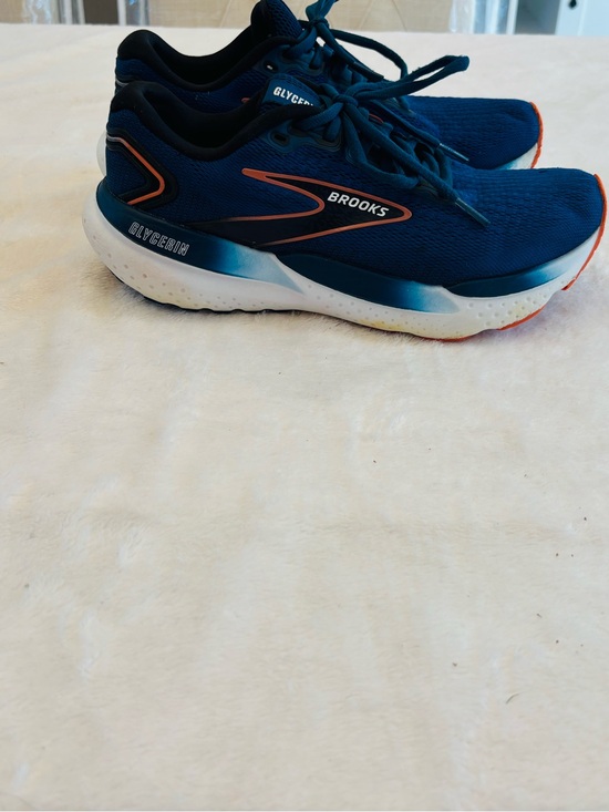 Brooks Other - Brooks Glycerin 21 Women’s Shoes - Navy with Orange Trim size 8